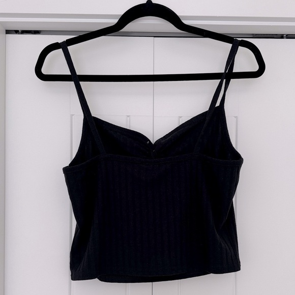 TOPSHOP Black Ribbed Spaghetti Strap Crop Top - Picture 3 of 6